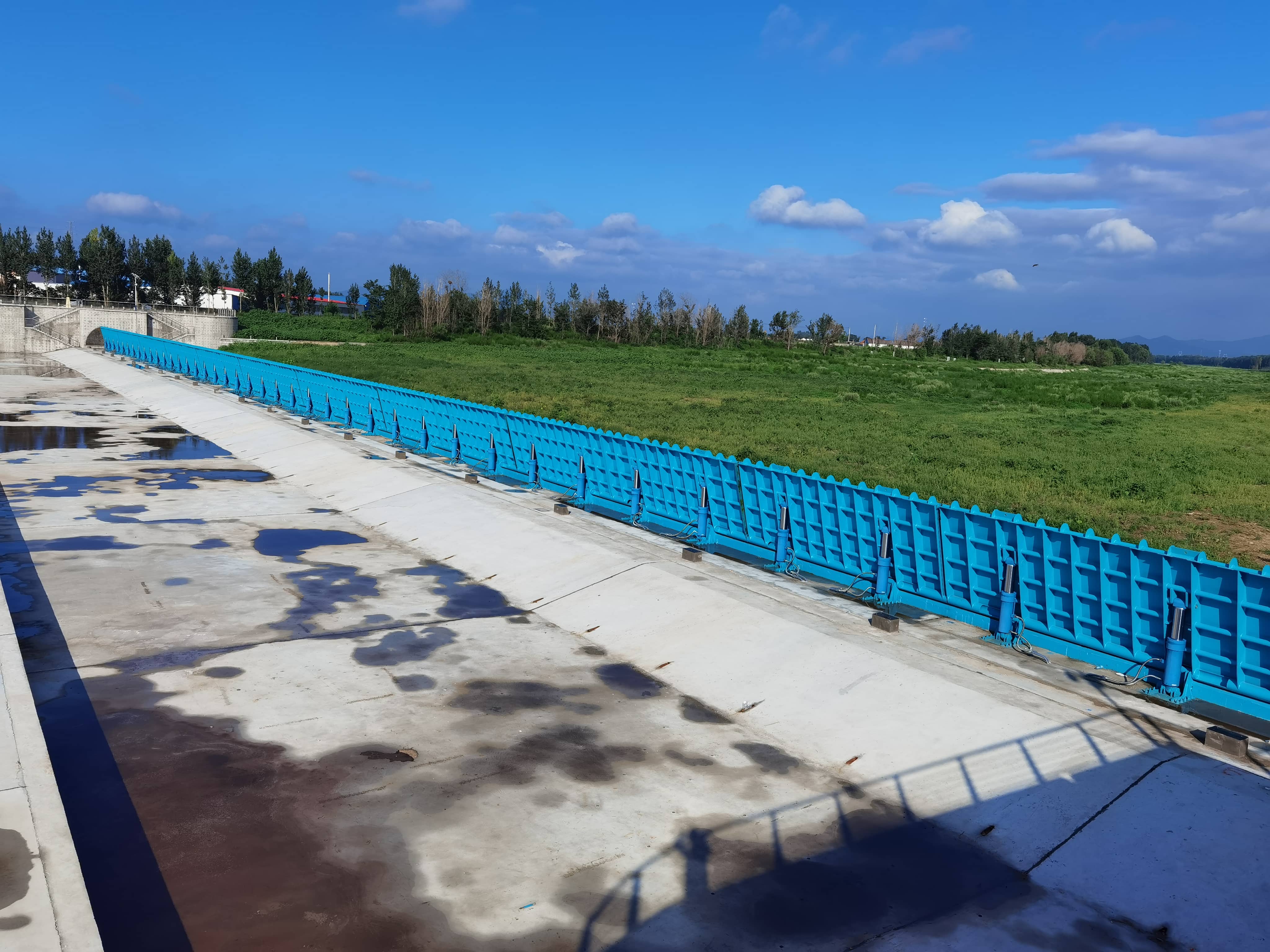 龍口側(cè)高閘 (8).jpg